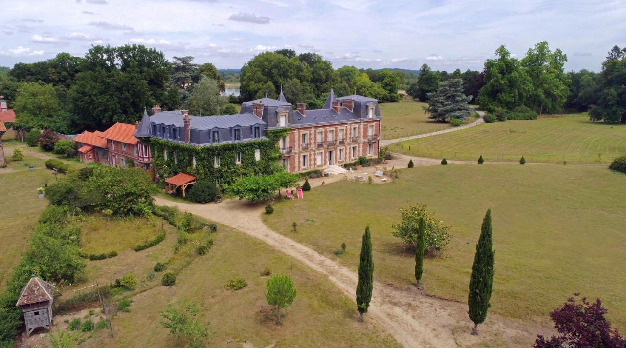 Chateau Le Quesnoy Chevrieres  Dış mekan fotoğraf